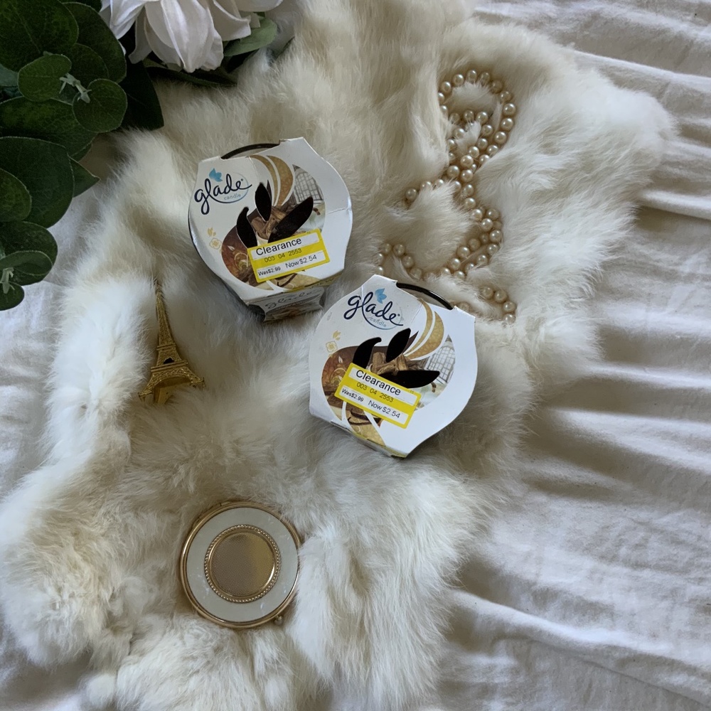 Glade Candle Elegant Amber and Oud